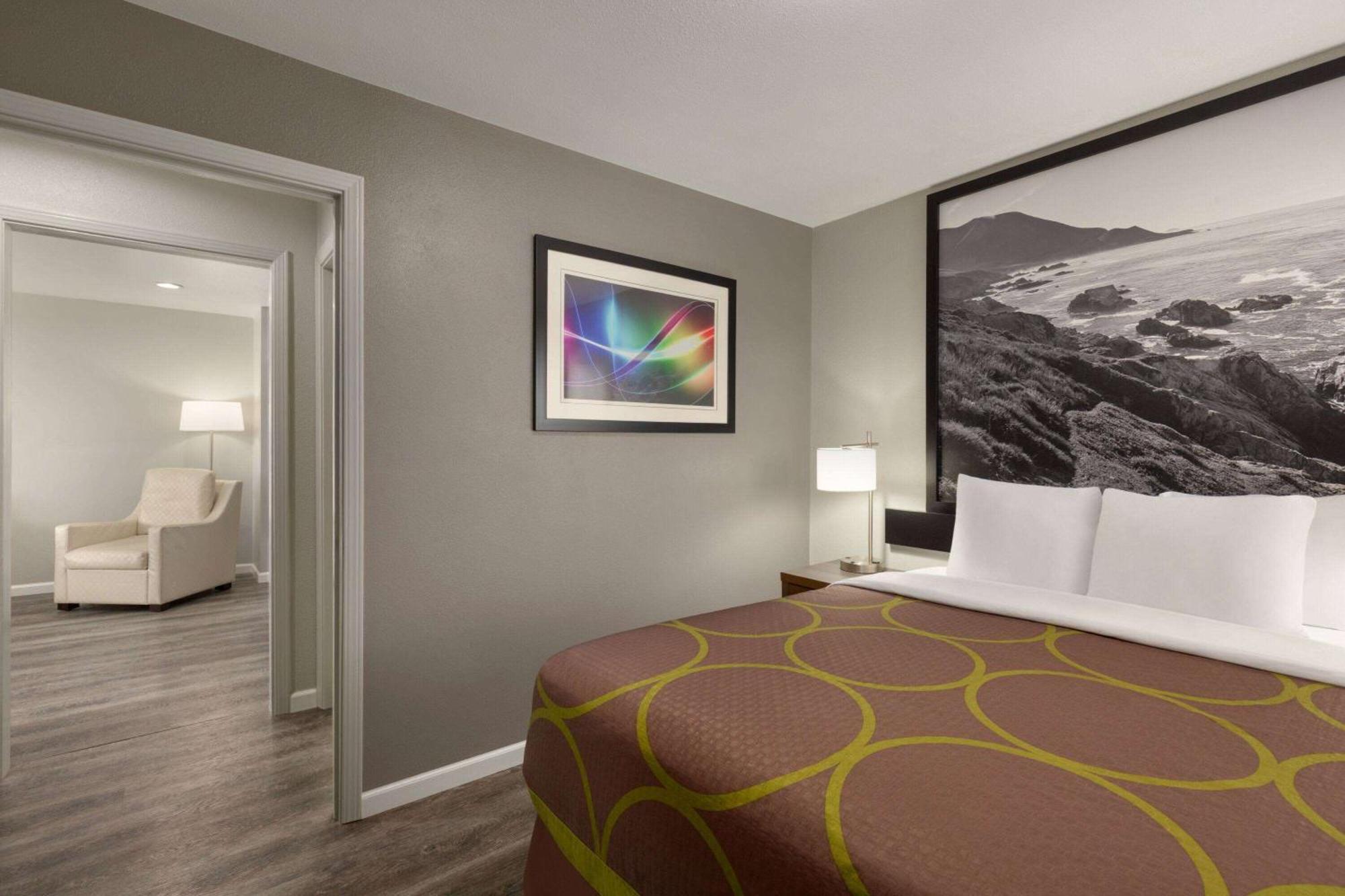 Hotel Super 8 By Wyndham Eureka Zewnętrze zdjęcie